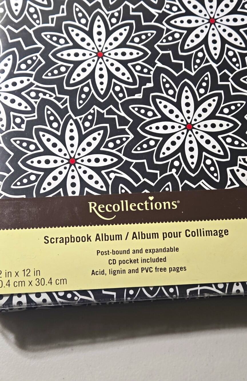 Recollections Floral Black/White 12x12 Postbound Scrapbook Album w/ Refill Pages